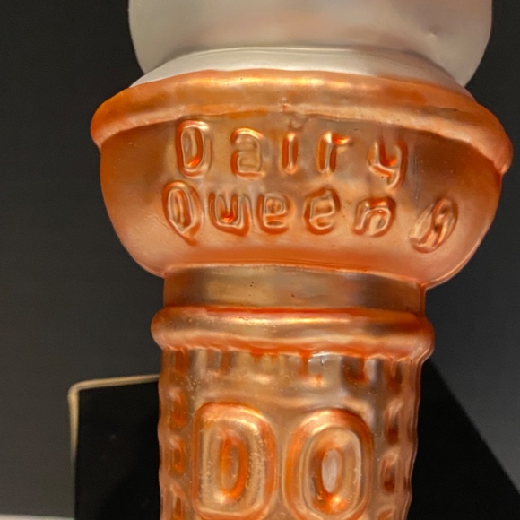 Dairy Queen - DQ - Rare - 1999 Ice Cream Cone - GLASS ORNAMENT - CHRISTMAS - Picture 2 of 8